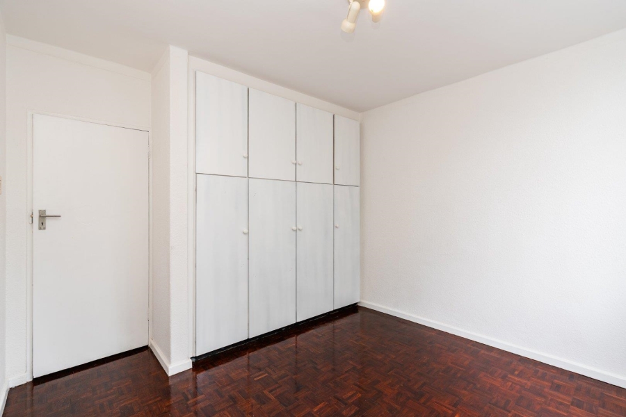 To Let 1 Bedroom Property for Rent in Green Point Western Cape